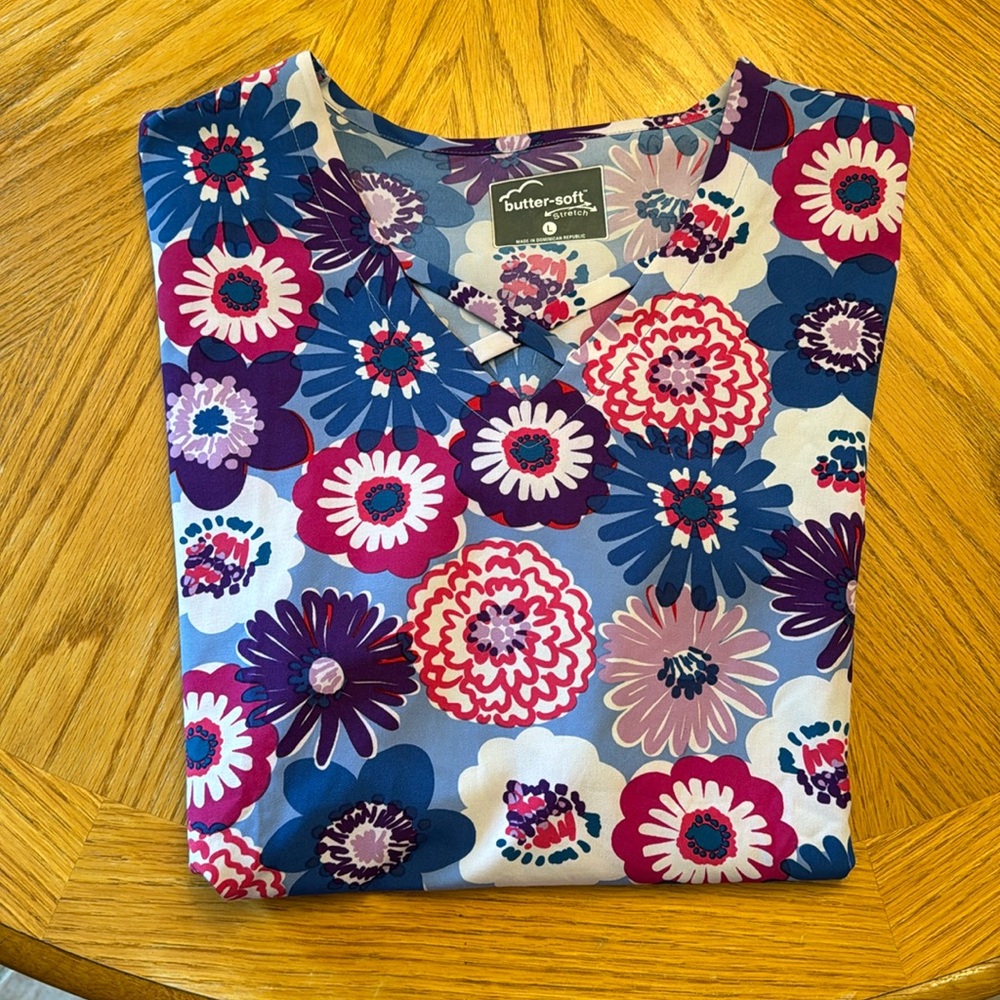 Butter soft Stretch scrub top